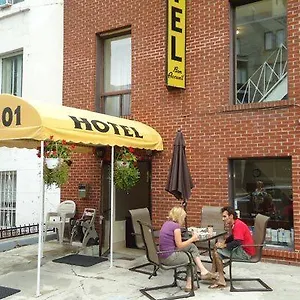 Bon Accueil 2*, Montreal Canada